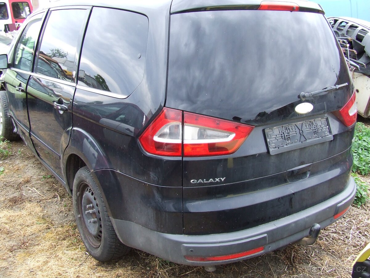 Prodám náhradní díly z Ford Galaxy 06-09