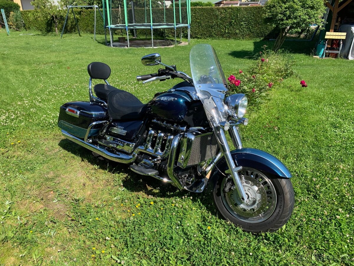 Triumph Rocket III touring