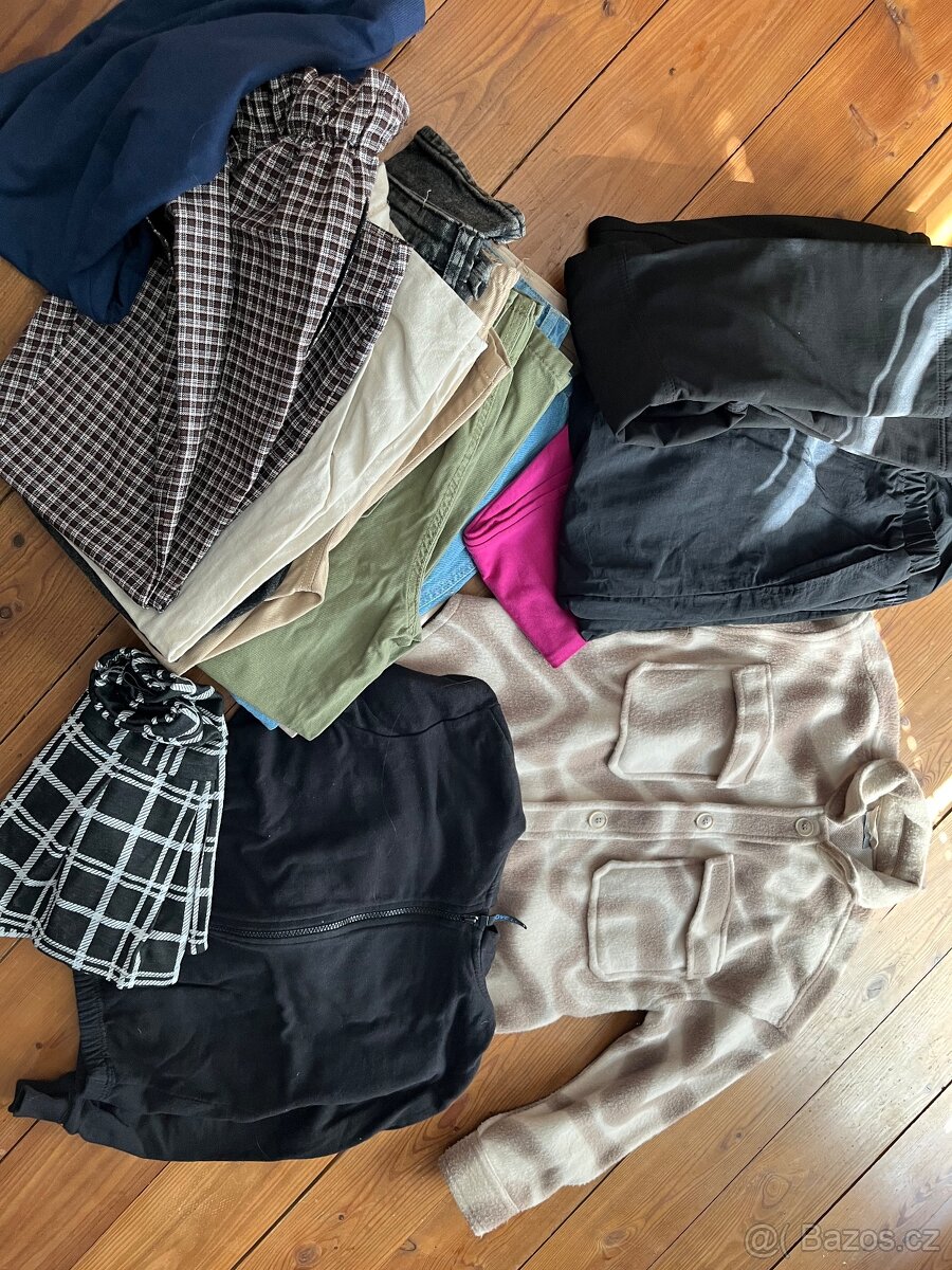 Kalhoty, mikiny, bunda - vel. 140 holka