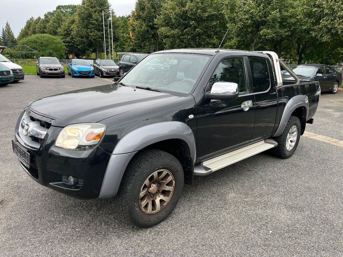 Mazda BT-50 Ford Ranger offroad