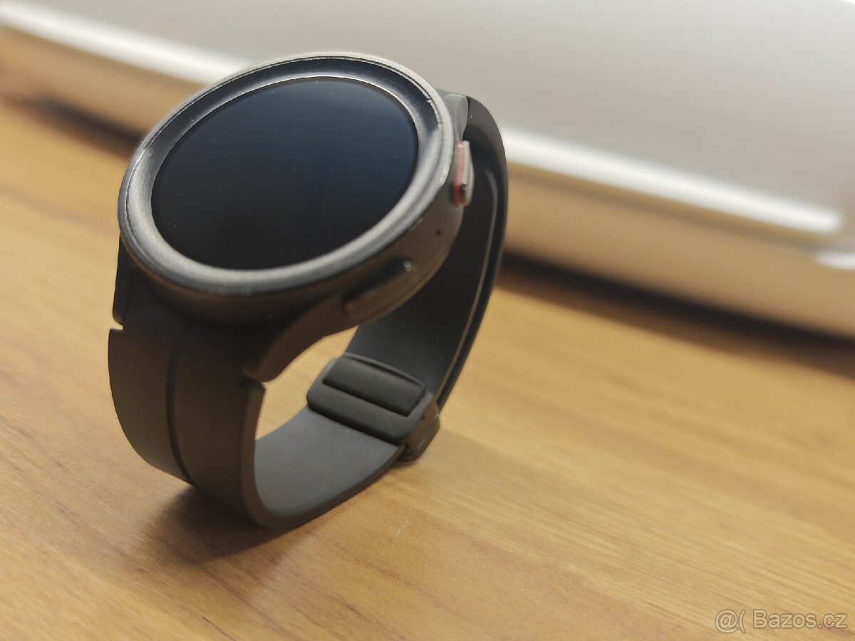Samsung Galaxy Watch5 pro