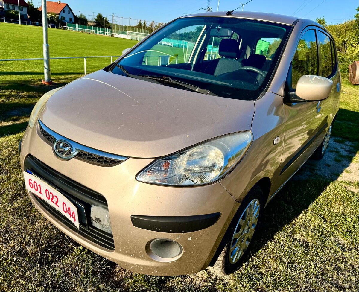Hyundai i10 1.1benz,rv 2010, 1.maj, klima