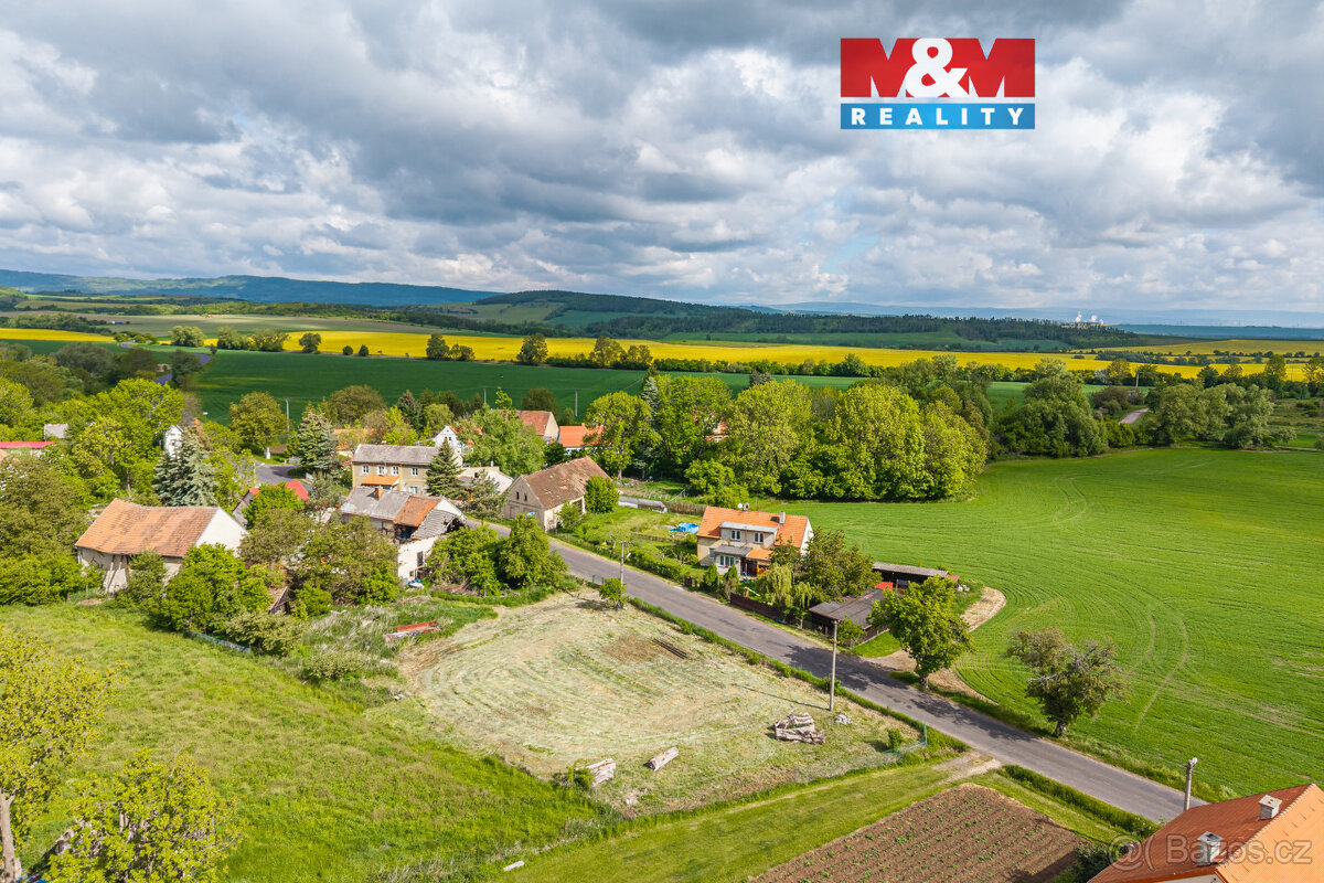 Prodej pozemku k bydlení, 1136 m², Krásný Dvůr