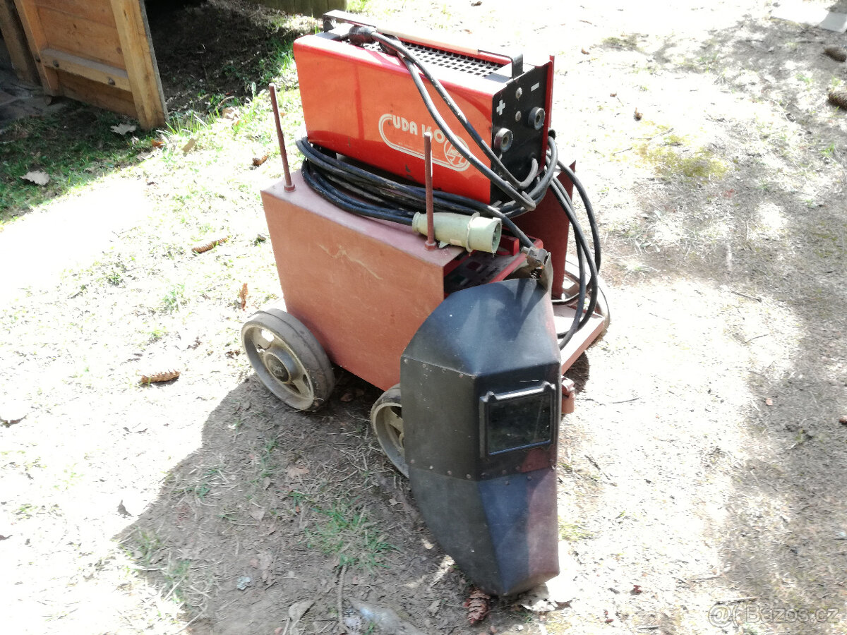 Svářečka RTB-3 s usměrňovačem UDA 160