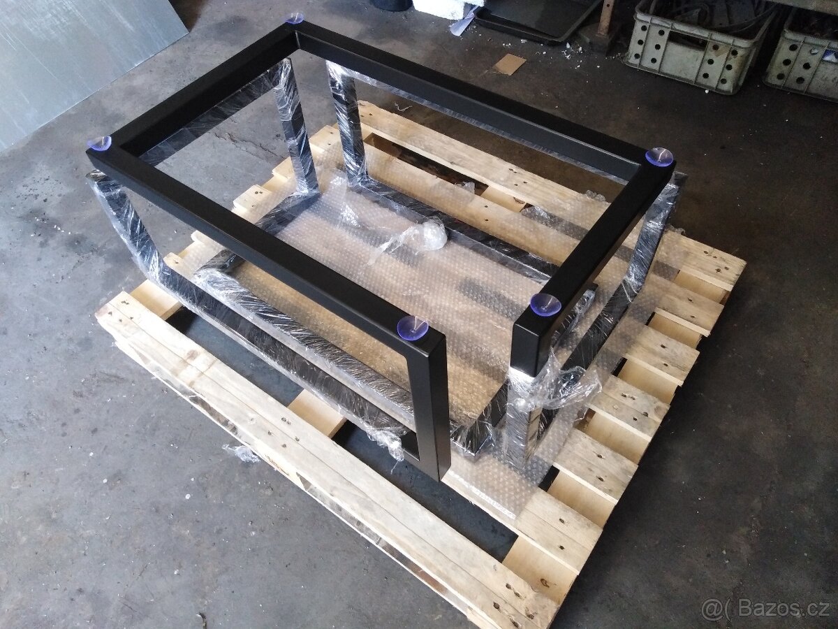 Konferenční stolek