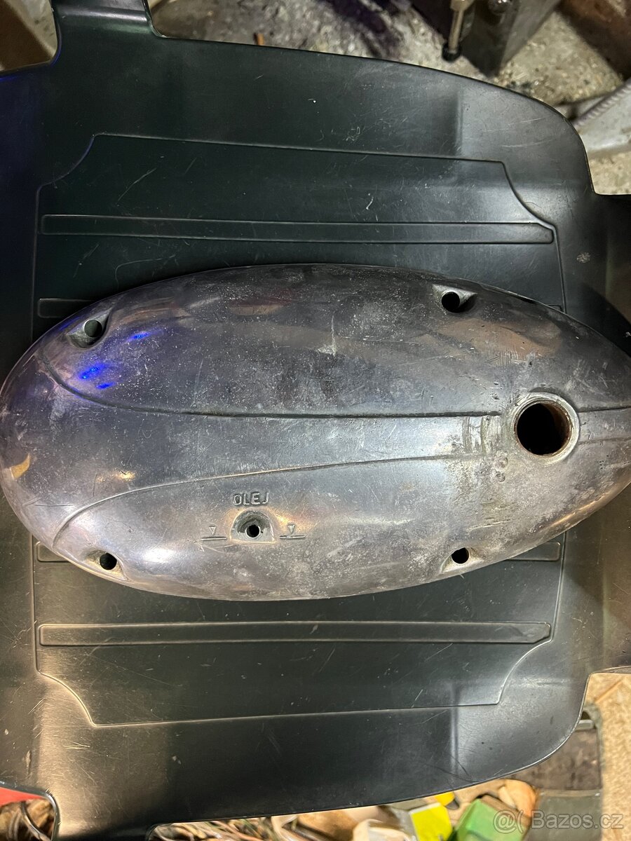 Jawa 250 víko spojky