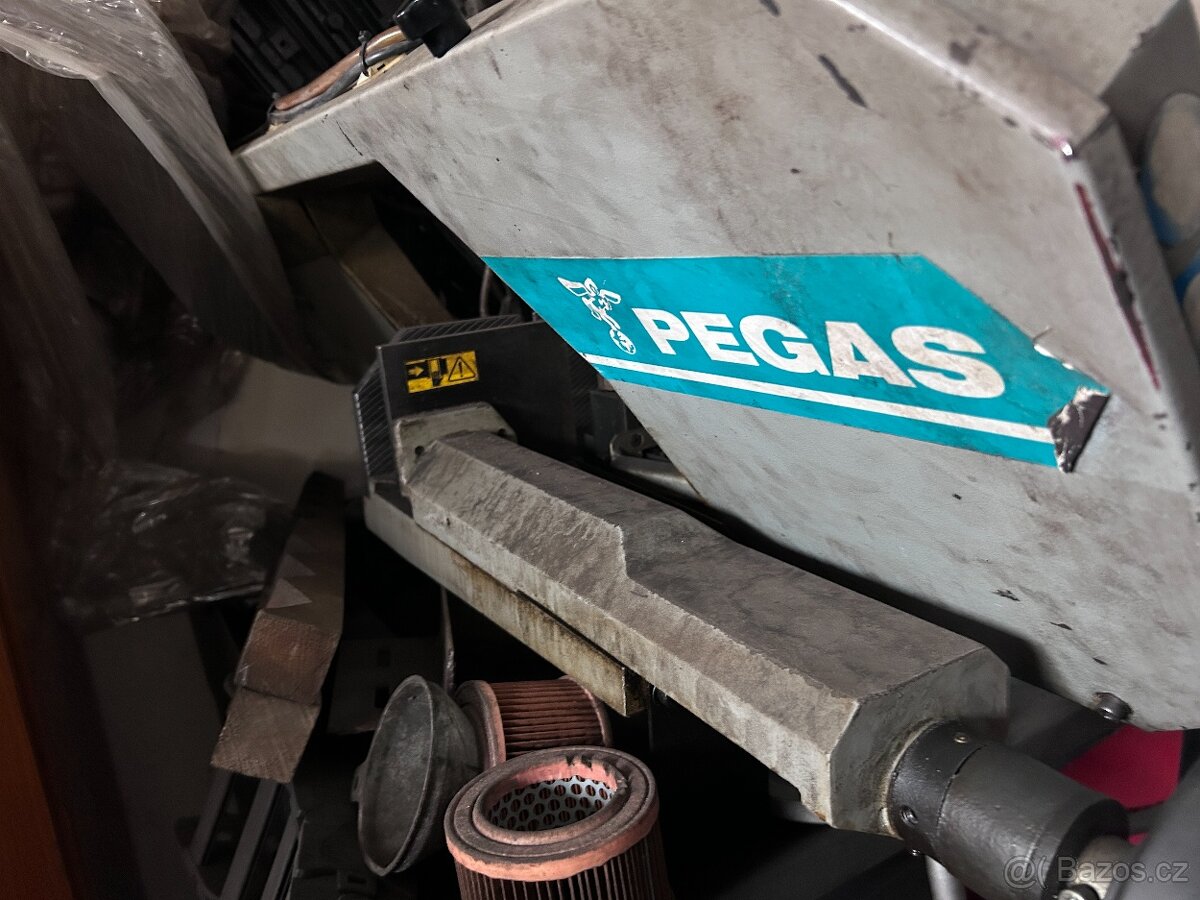 pásová pila pegas