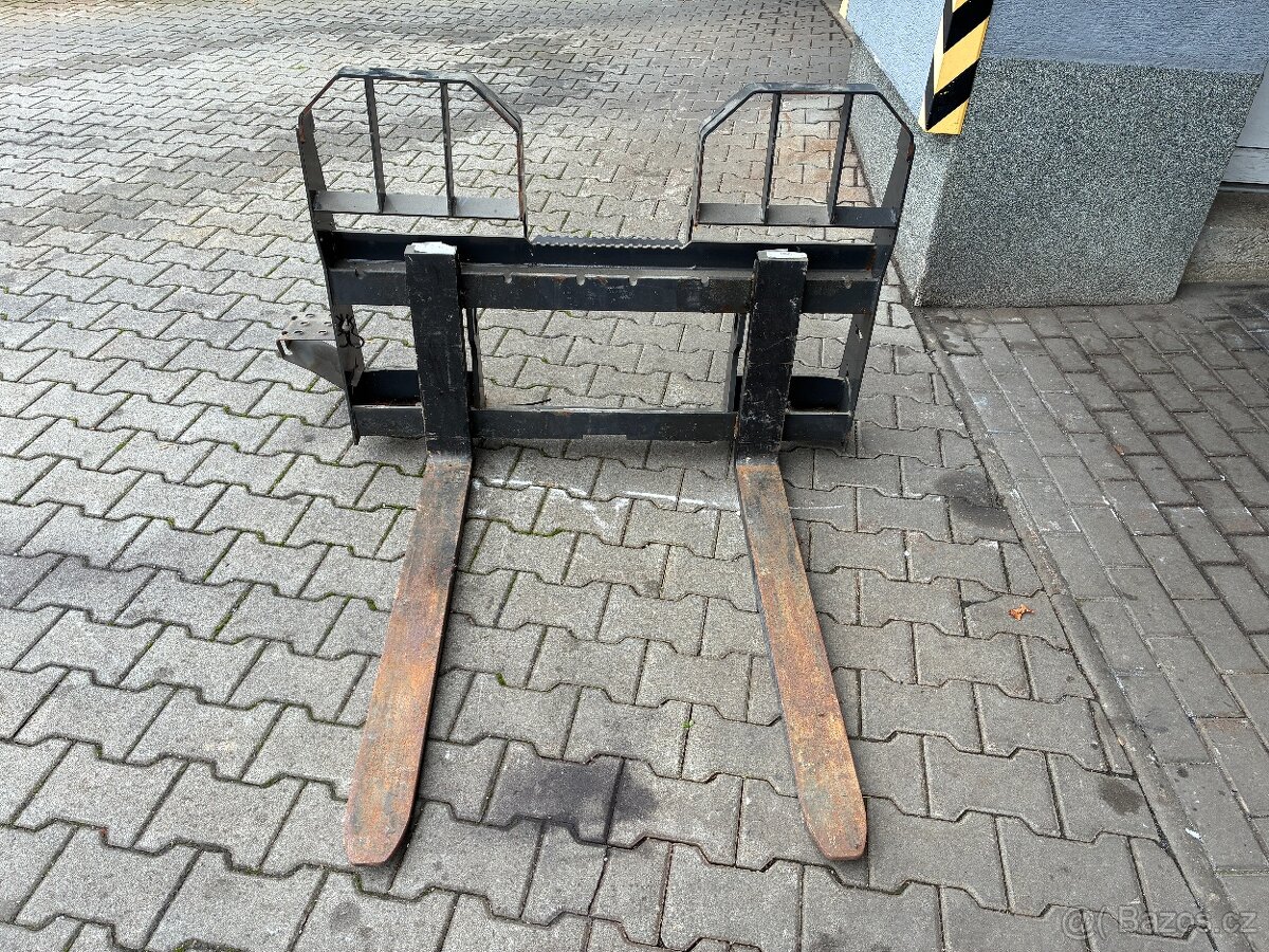 BOBCAT - Paletizační vidle origo