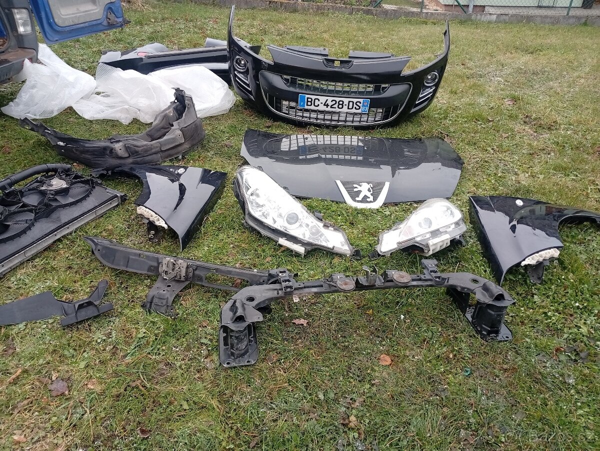 PEUGEOT 4007, DÍLY NA PŘEDNÍ ČÁST JEN KOMPLET PŘEDEK