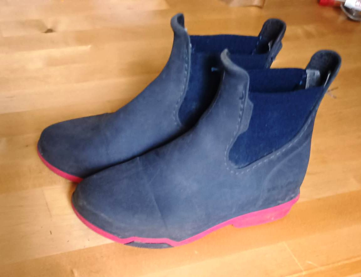 Dětská perka gumová a zimní vel. 28