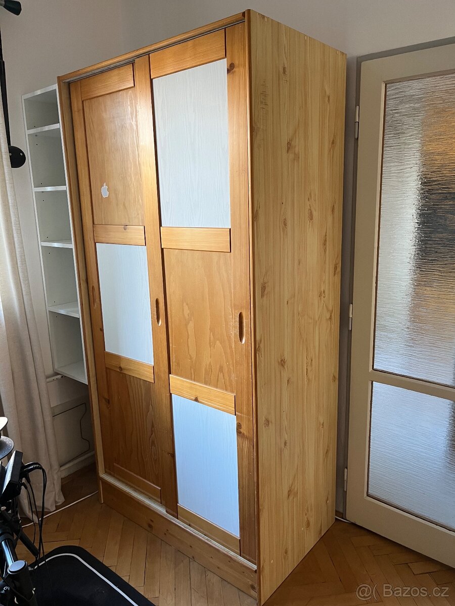 Šatní skříň Gazell