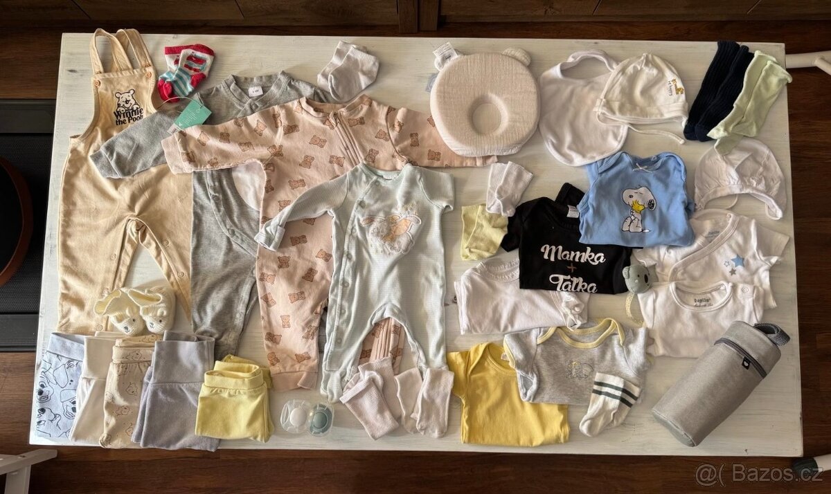 Balík oblečení pro chlapečka