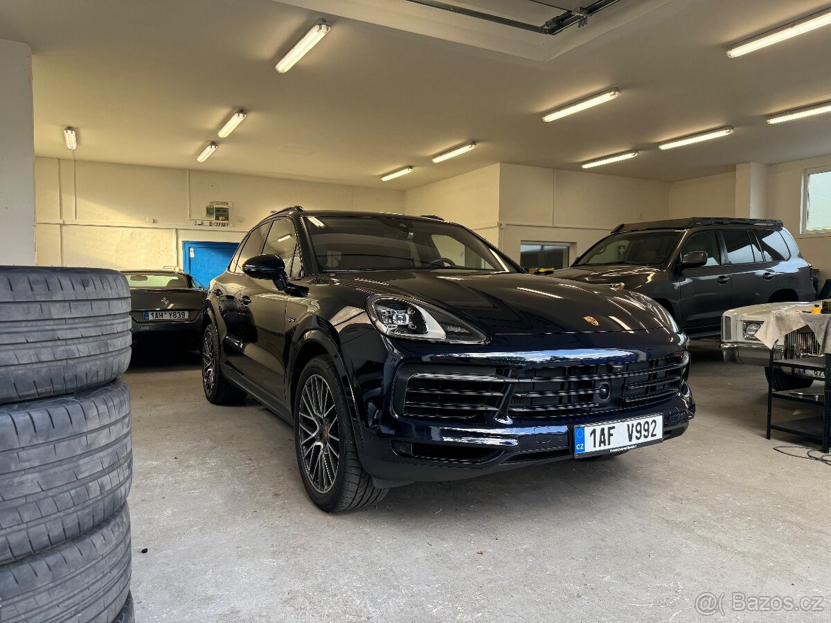 Porsche Cayenne E-Hybrid APPROVED