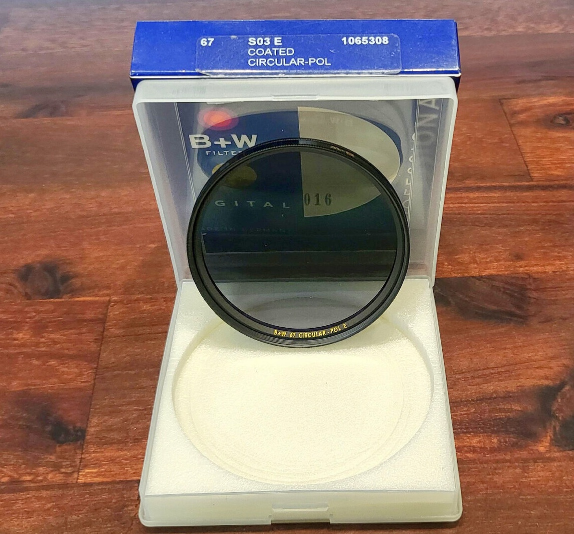 B+W circular-pol MRC 67mm