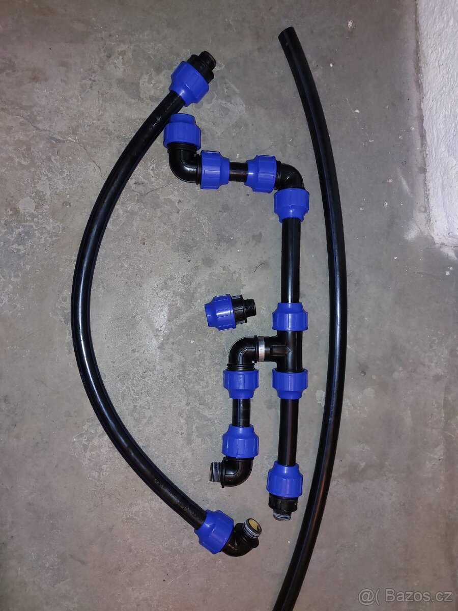 PP spojka 32/1"závity