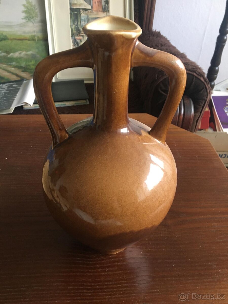 Keramická váza