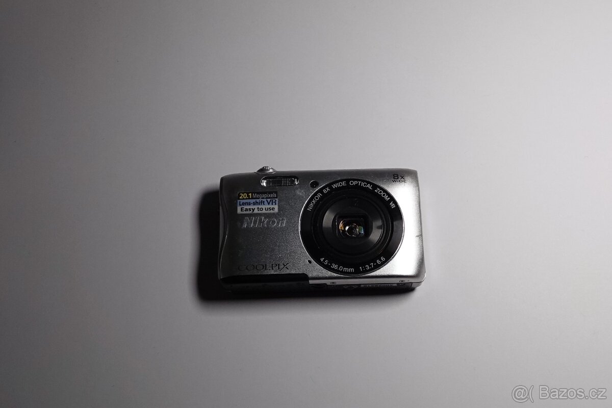 Nikon Coolpix S3700