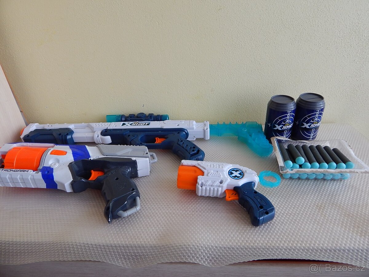 Hračky - sada Pistole Nerf Strongarm + 24 šipek