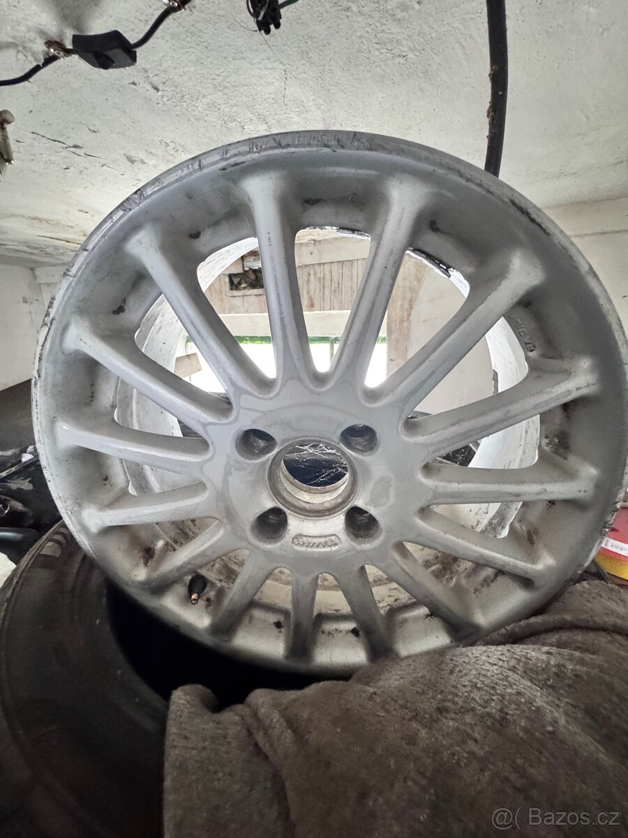 Kola Honda byly na Prelude 4G 4x114,3 r17