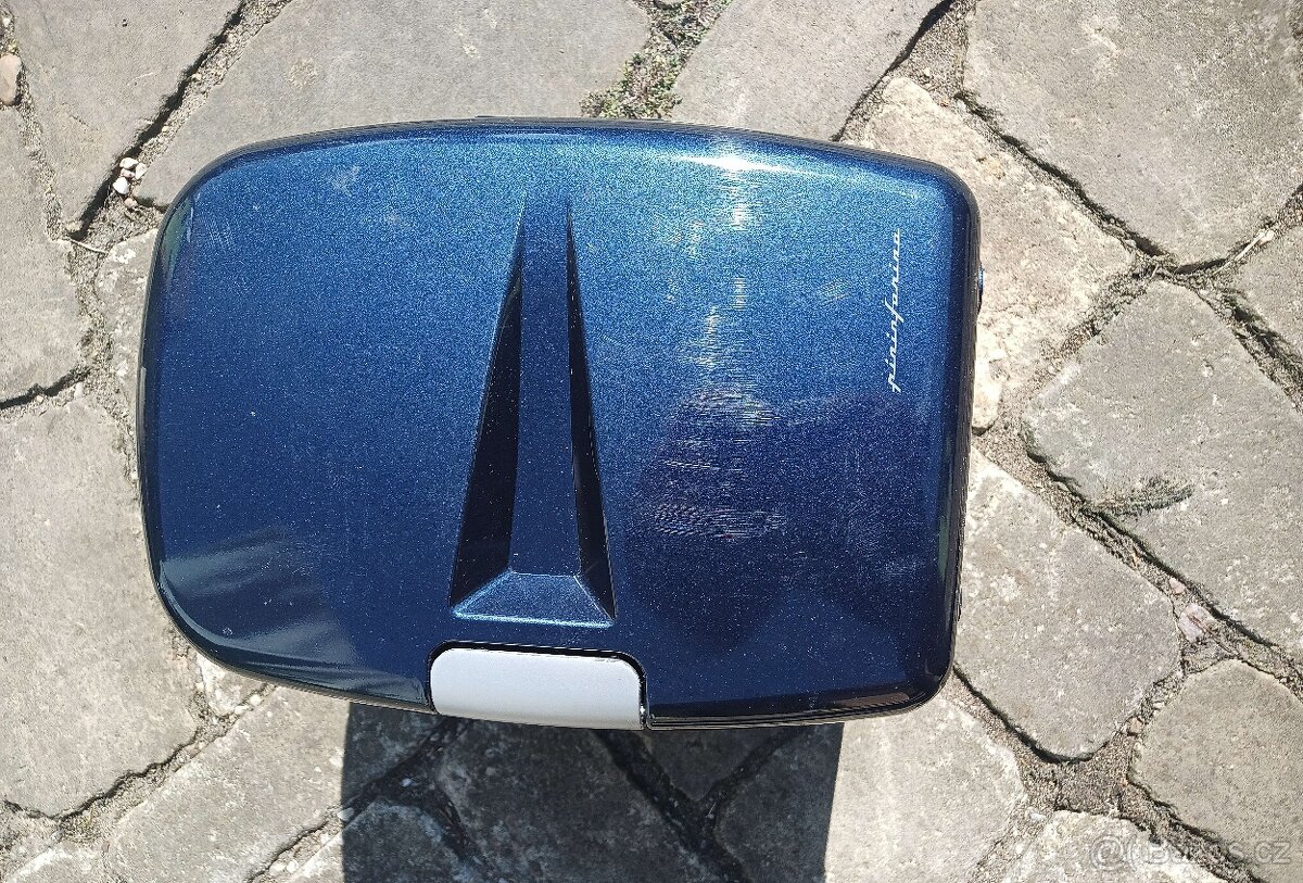 Příruční lednička Pininfarina YT-A-500
