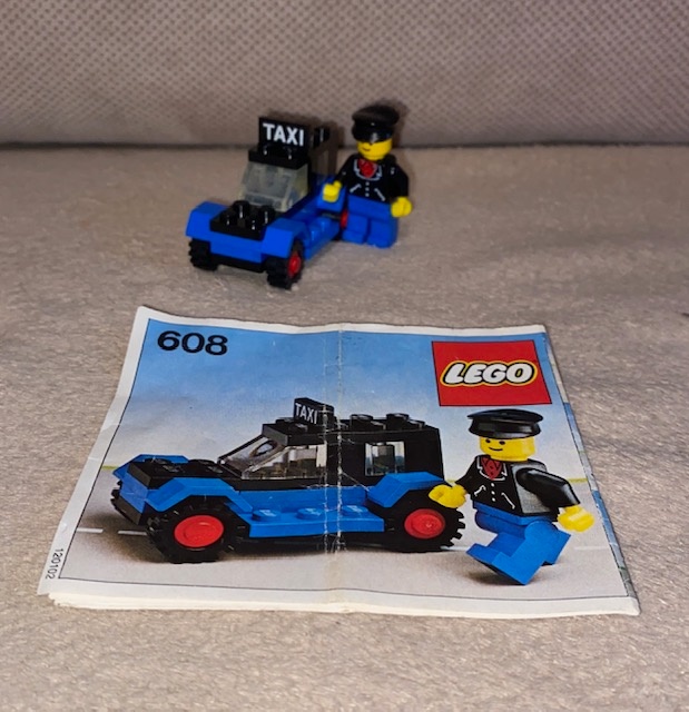 Lego set č.608 - Taxi (rok 1978)