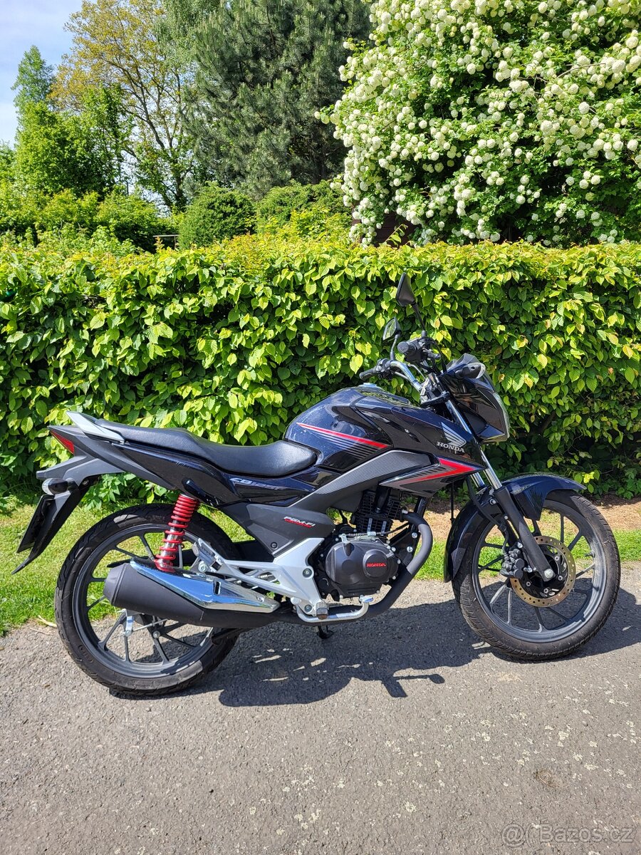 HONDA CB125F - najeto 1.117 km