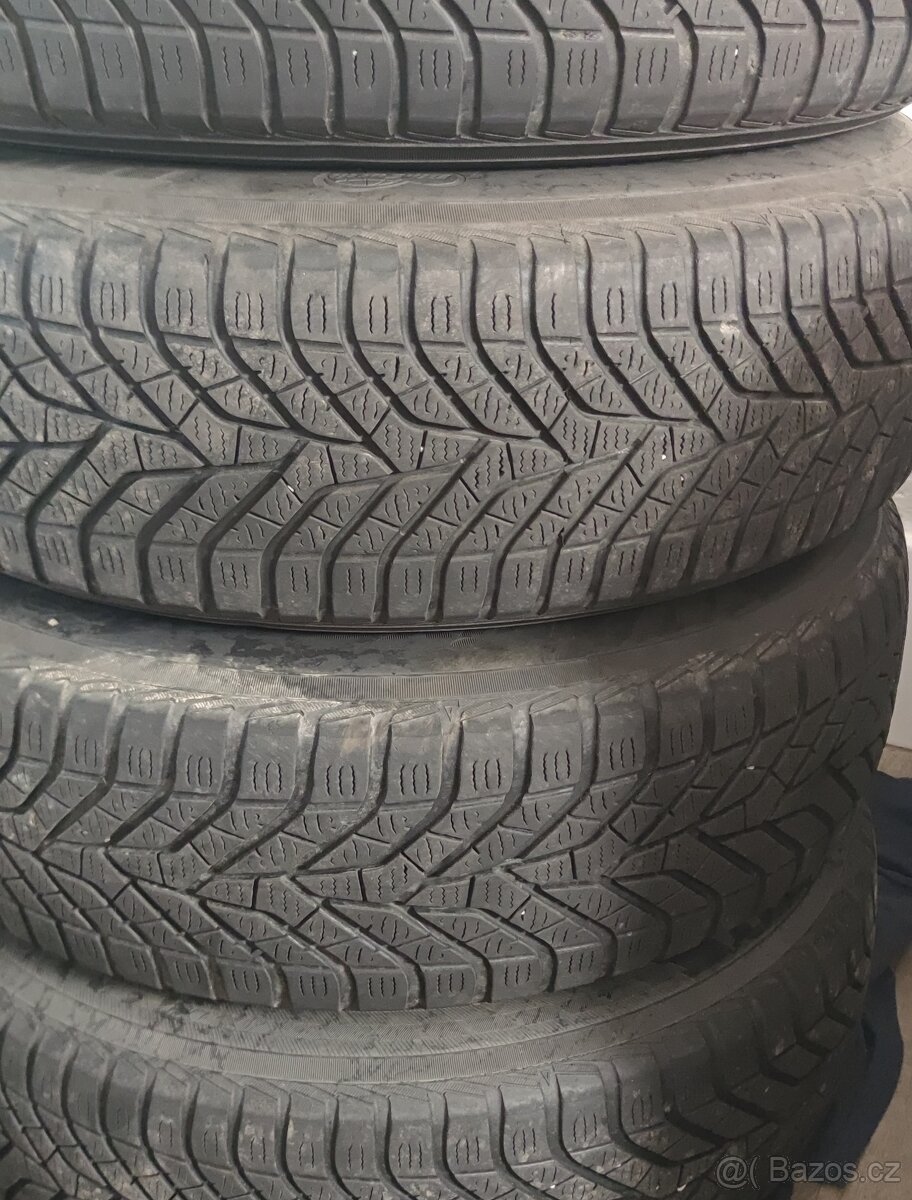 ZIMNÍ SADA KOL 5x112 195/65/15 OCTAVIA 2 II