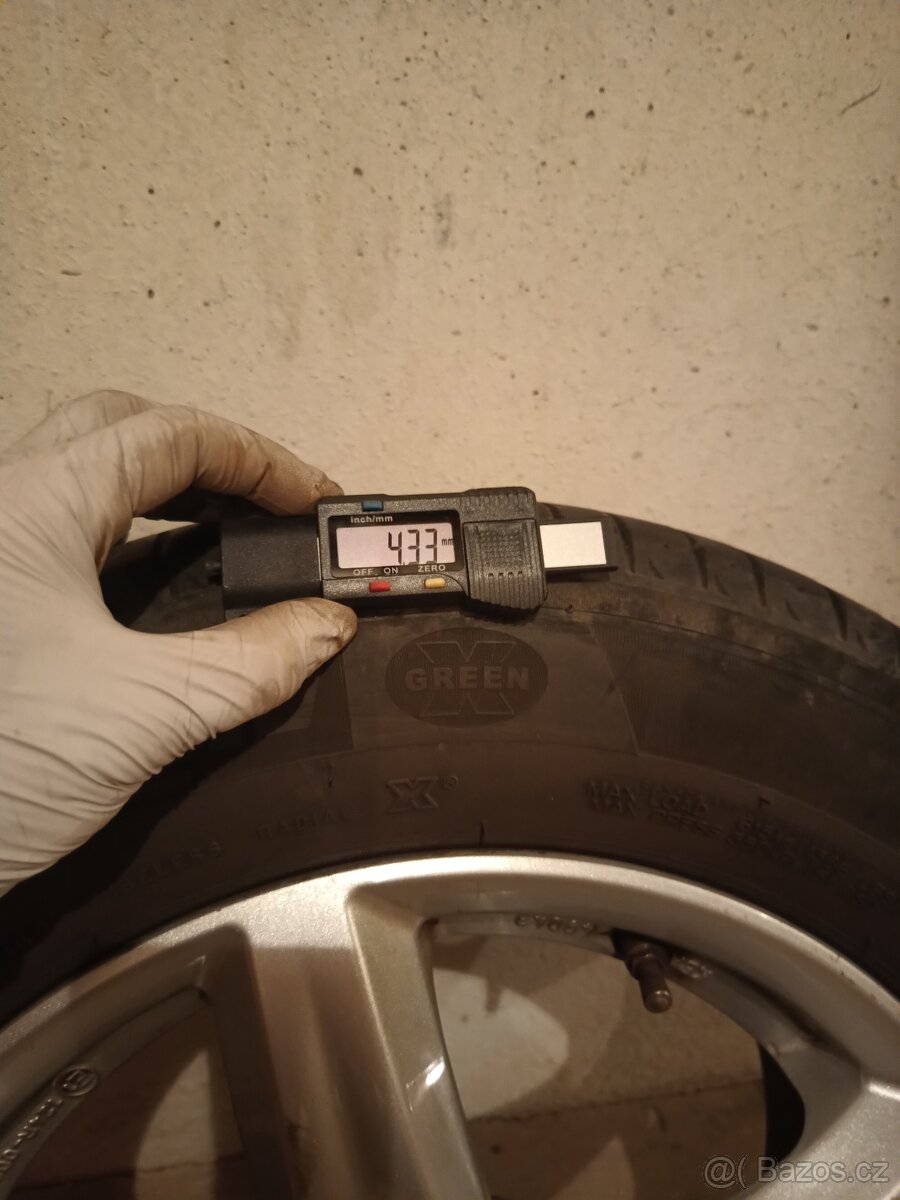 Michelin 195/65 R15