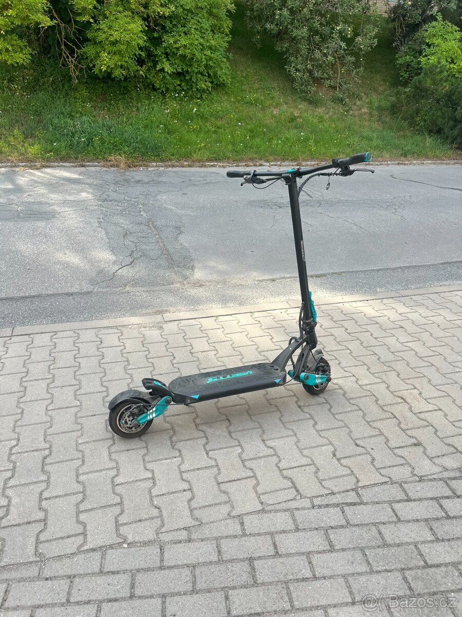 Koloběžka VSETT