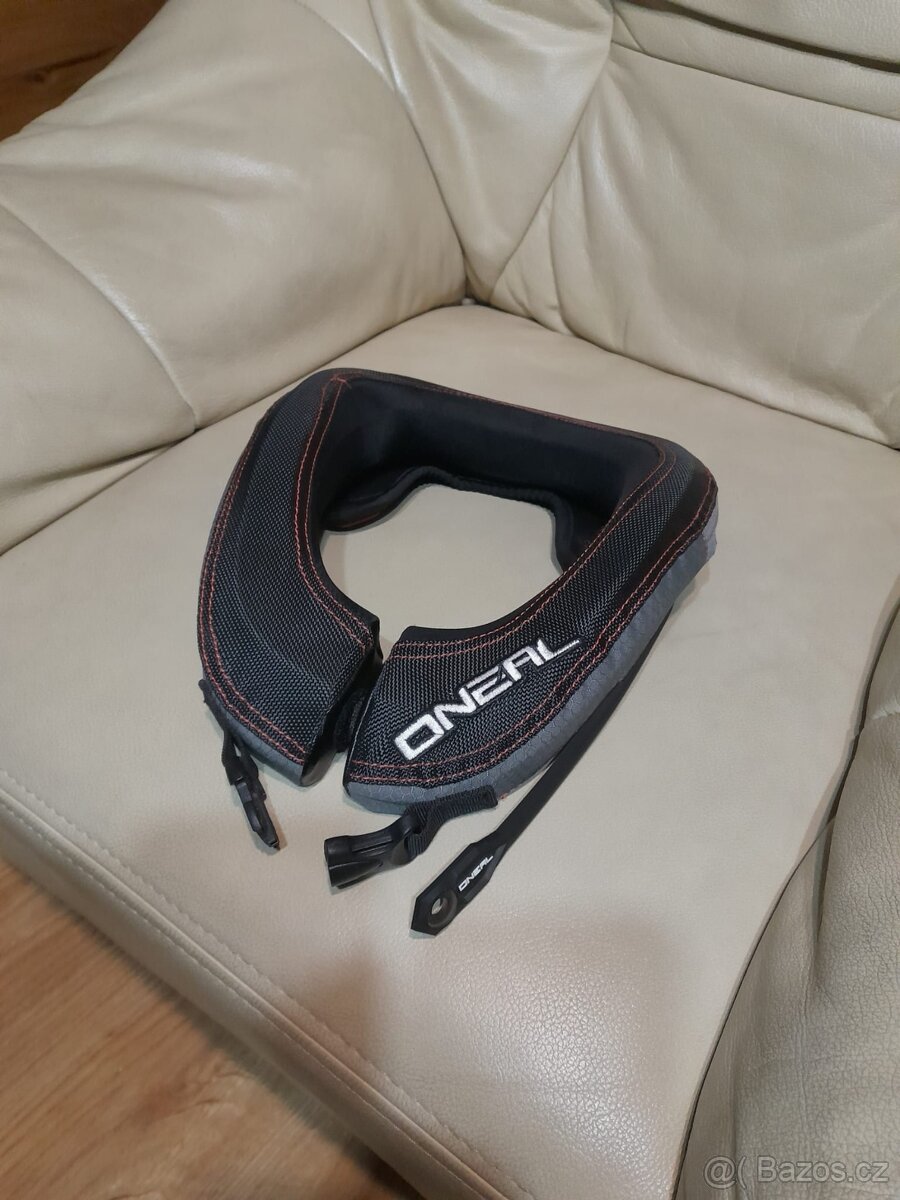 Chránič krku Oneal