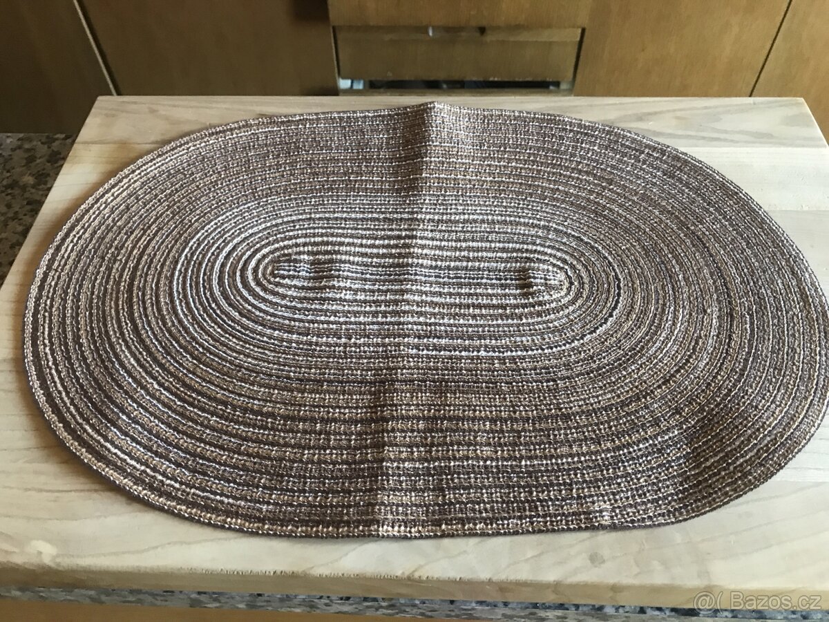 prostirani,vanocni cest.polst. , stylový hrnek,obal na tel.