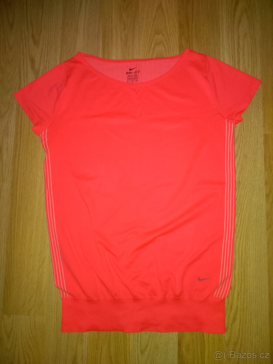Sportovní triko Nike vel. S