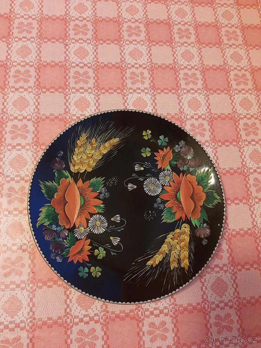 Porcelánový talíř - ručně malovaný