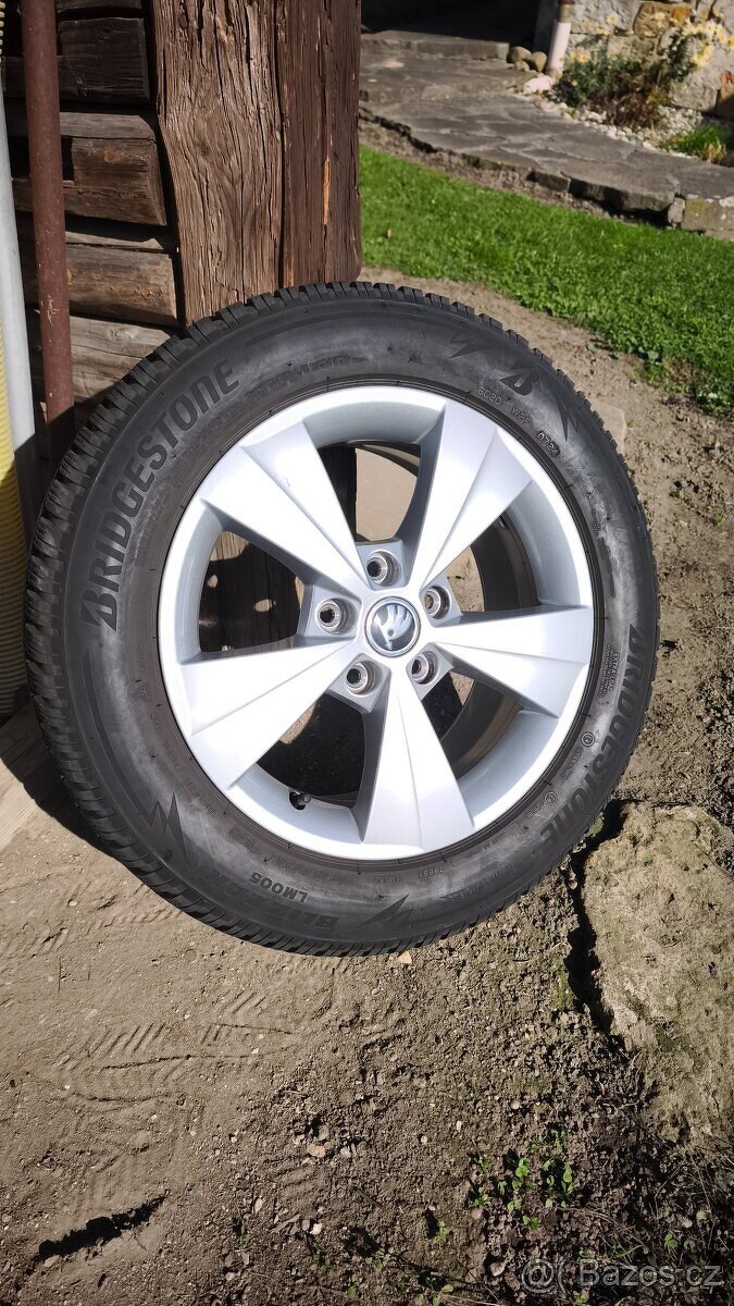 Zánov.zimní sada orig.Alu kol ŠKODA pneu 205/60/16 96H TOP