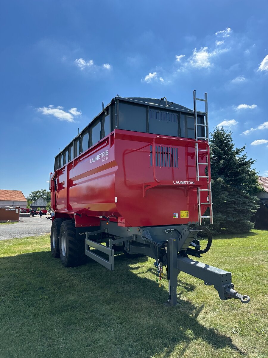 Traktorový návěs - přívěs - vlek