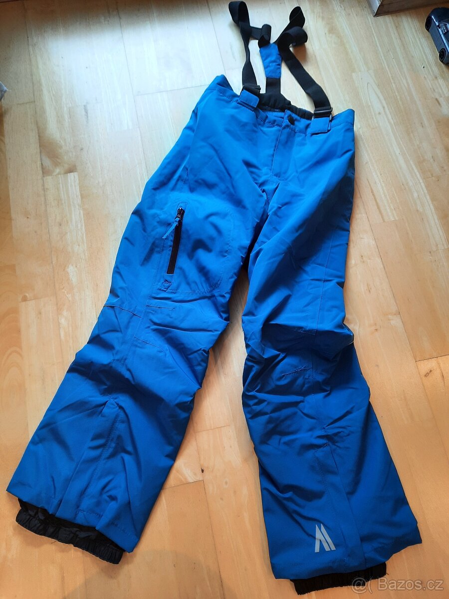 Modré lyžařské kalhoty vel. 134-140