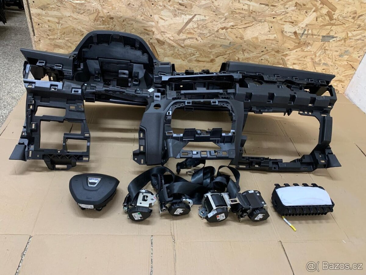 Airbagy, pásy, palubní deska Dacia Sandero III, Jogger