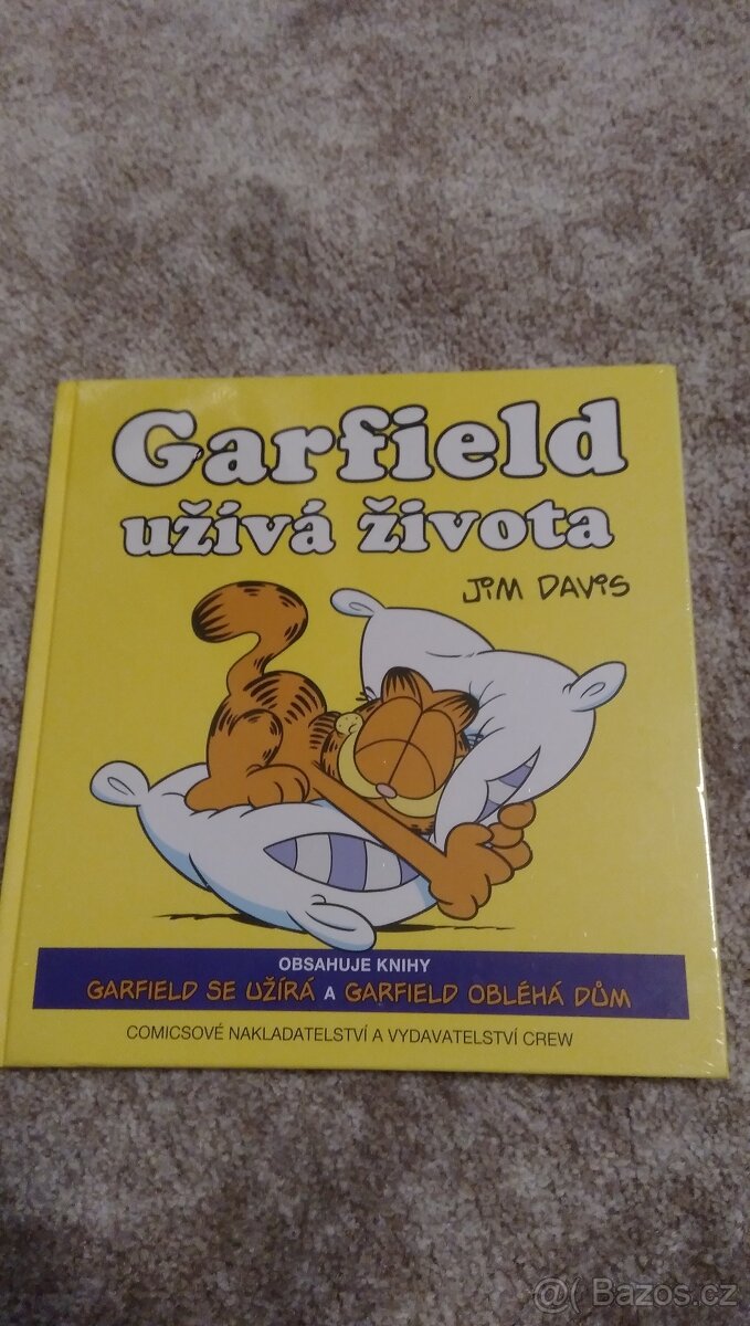 Garfield si užívá života