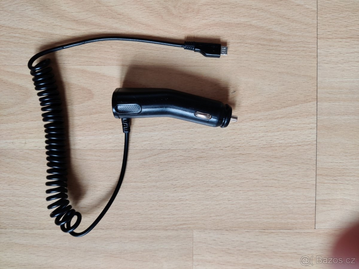 Prodám nabíječku SAMSUNG do auta 12/24V, USB