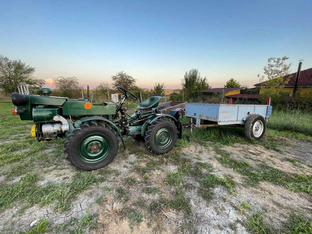 Malotraktor TZ4K-14 servo řízení