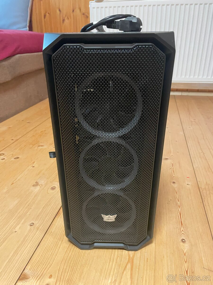 Prodám stolní počítač