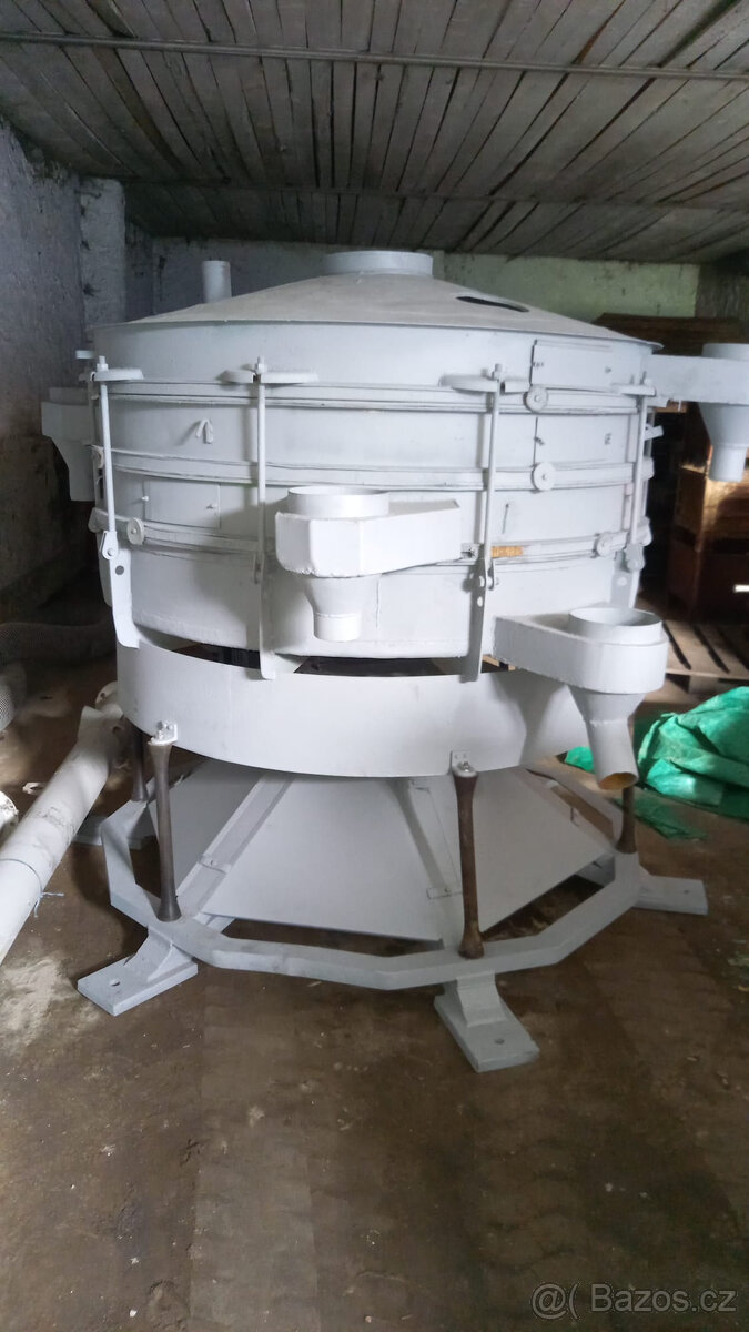 Třídička Allgaier 1600