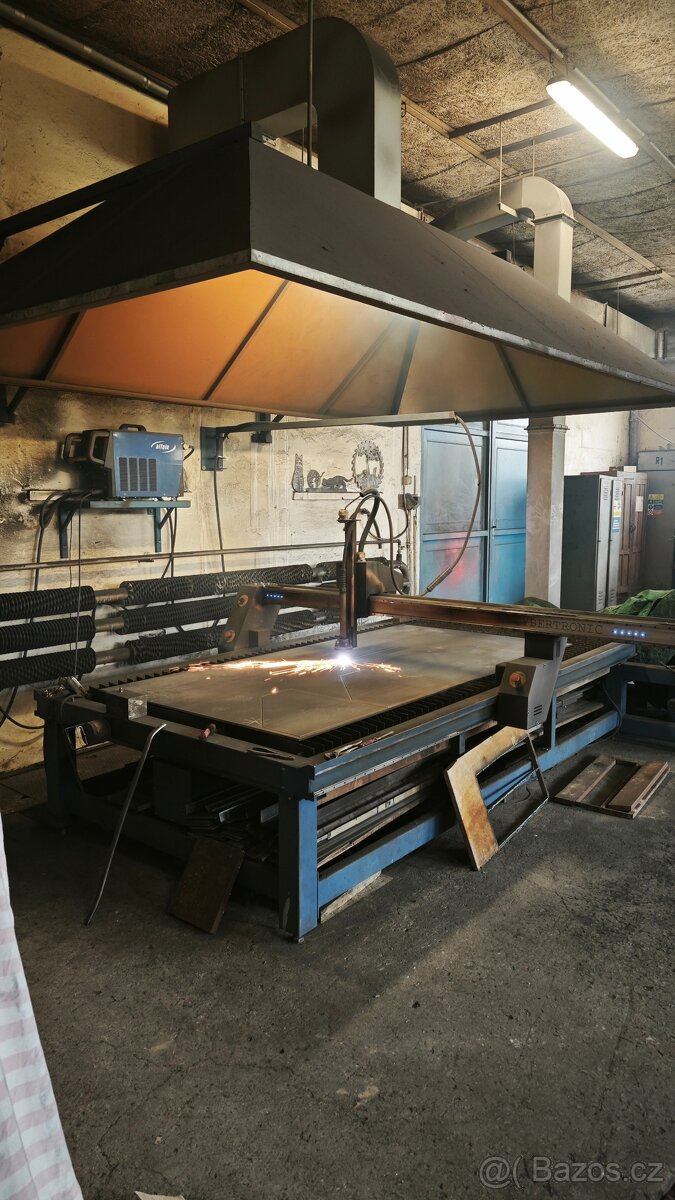 Cnc plazma router 1500x3000mm s rotační osou