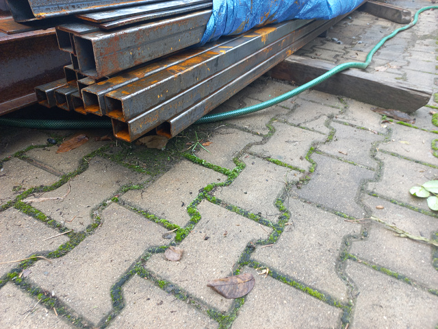 Prodám jekly 40/40/3 a IPE 160 mm