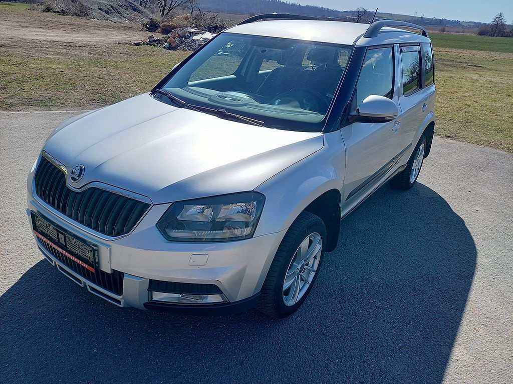 Škoda Yeti 2.0Tdi 103kw+4x4+DSG+SERVIS pouze ŠKODA