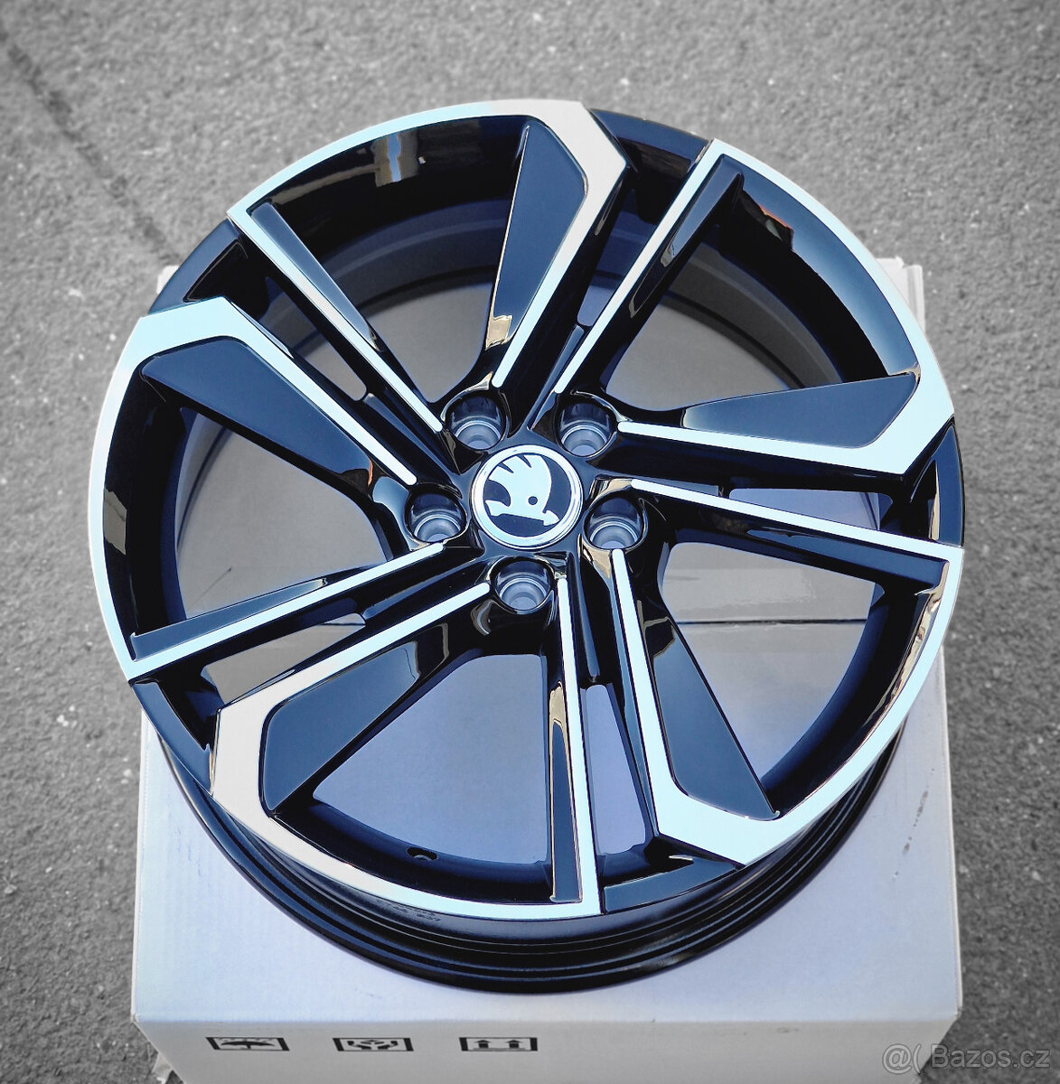 Alu kola 5x100 17 -\- 5X100 R17
