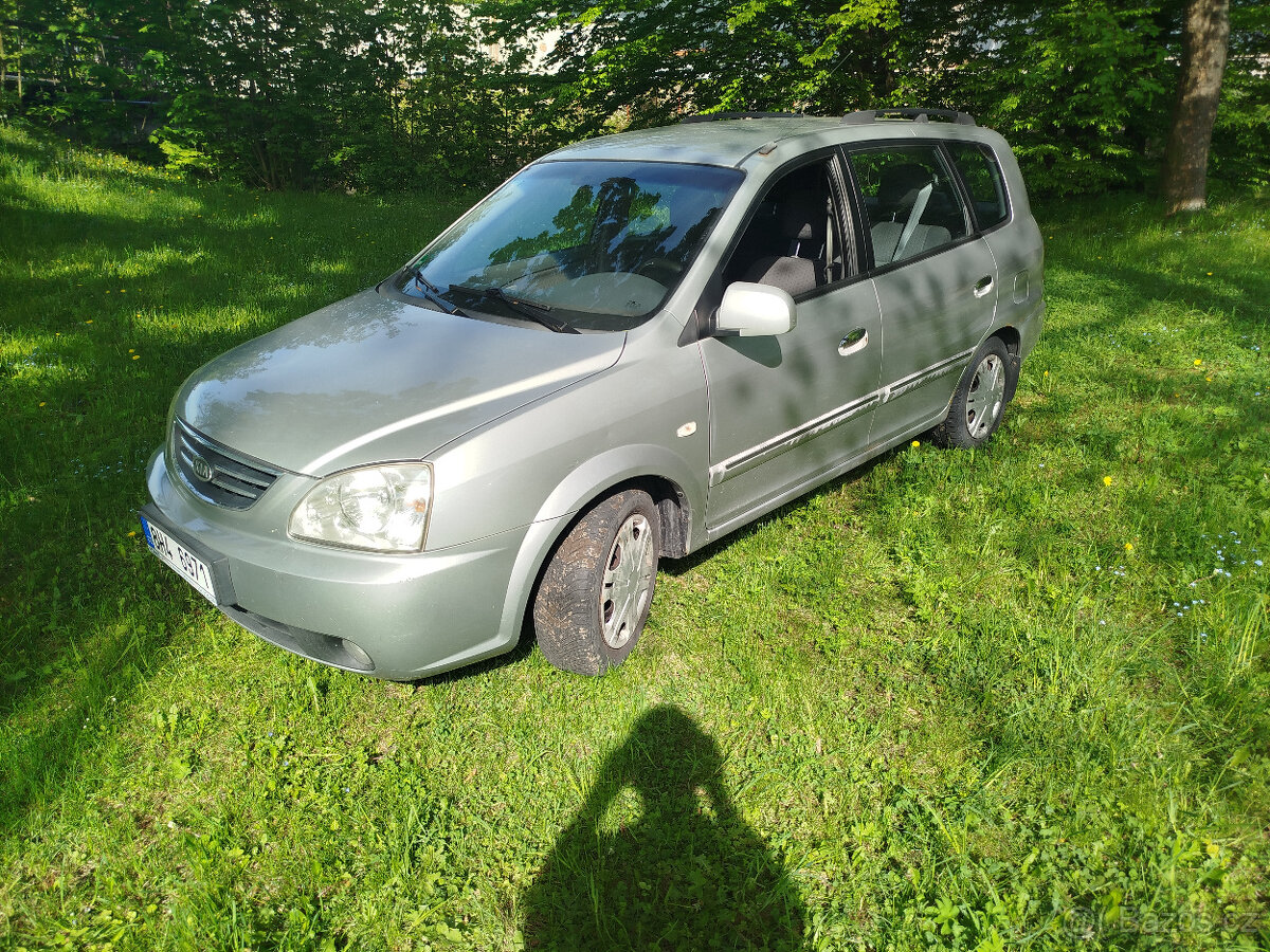 Kia Carens 2.0