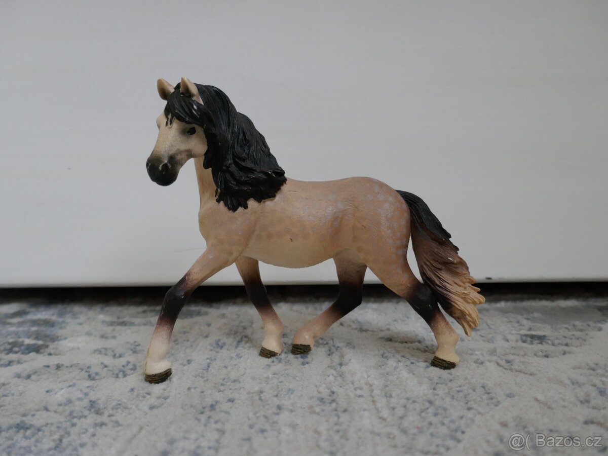 Schleich - andaluská klisna 13793