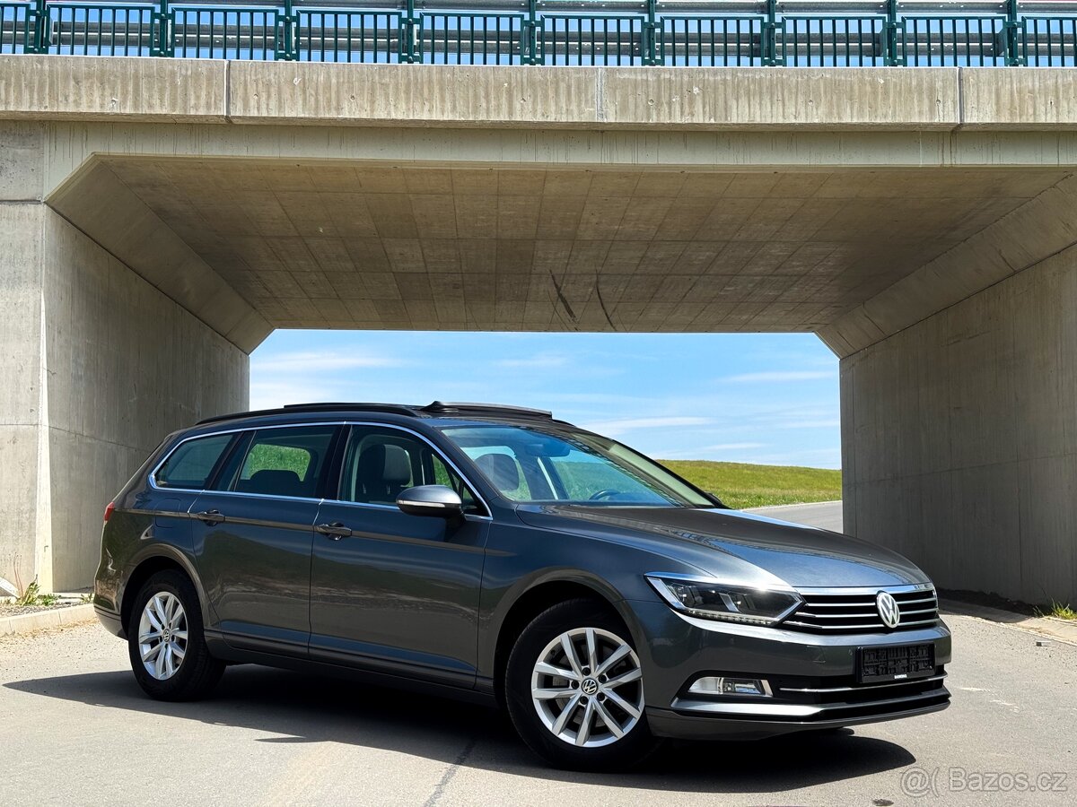VOLKSWAGEN PASSAT 1.MAJ FULL LED PANO KAMERA SERVIS