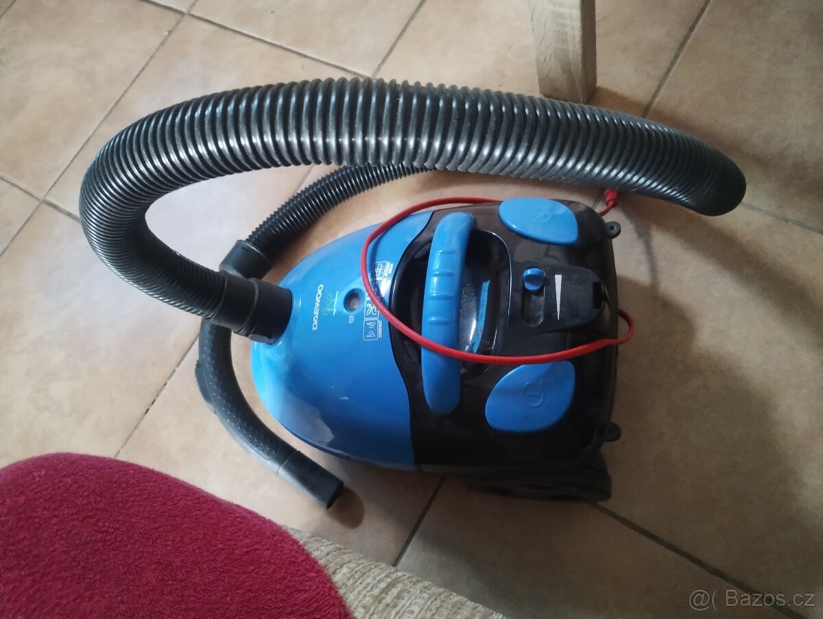 Daewoo vysavač